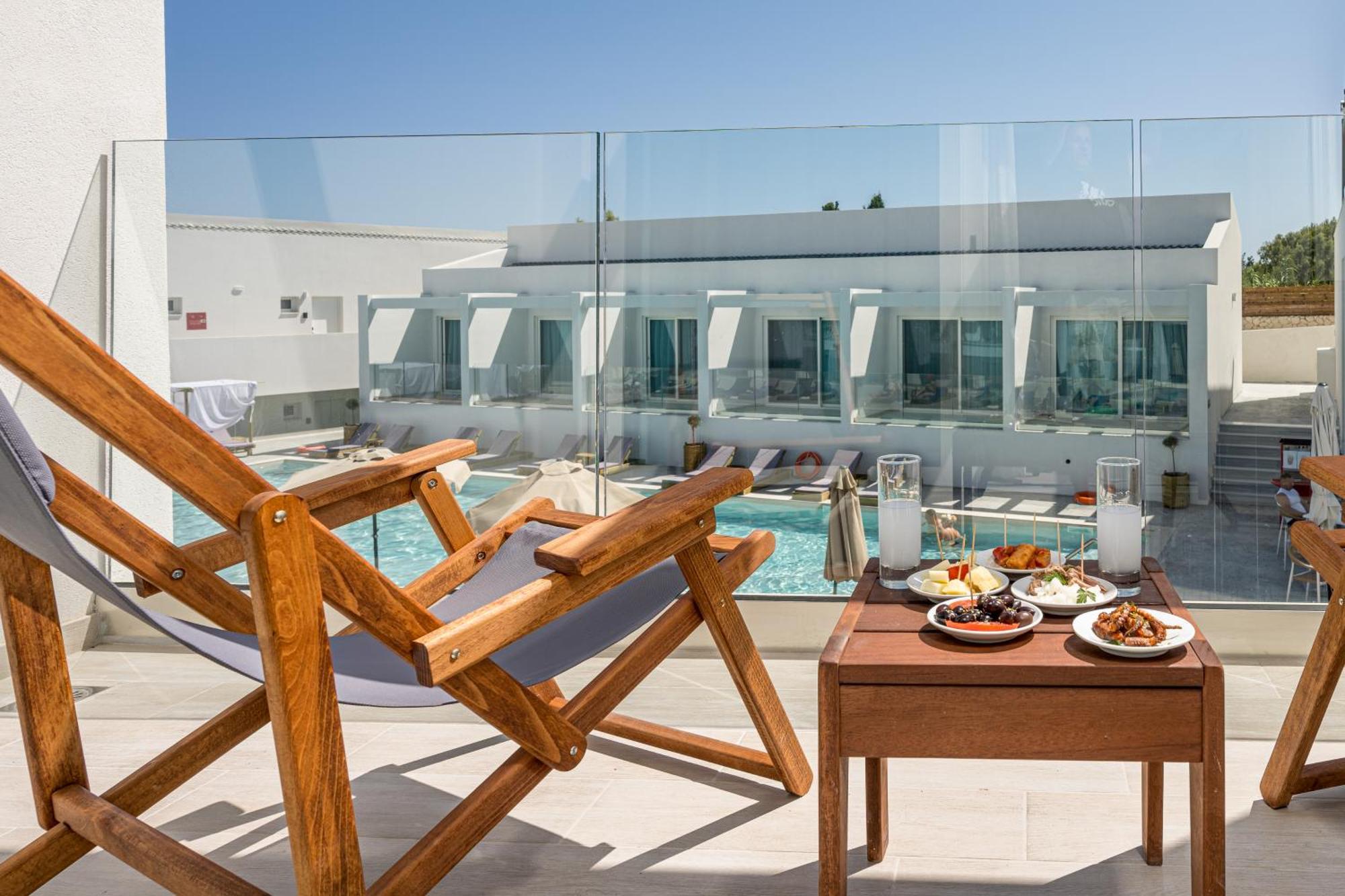 Mirage Bleu Hotel ตรากากิ ภายนอก รูปภาพ
