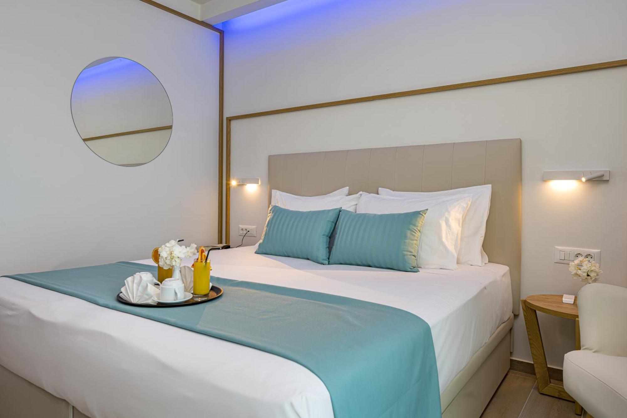 Mirage Bleu Hotel ตรากากิ ภายนอก รูปภาพ